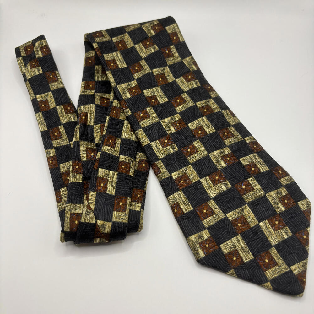 Ermenegildo Zegna Black and Gold Patterned Men's Traditional Silk Tie